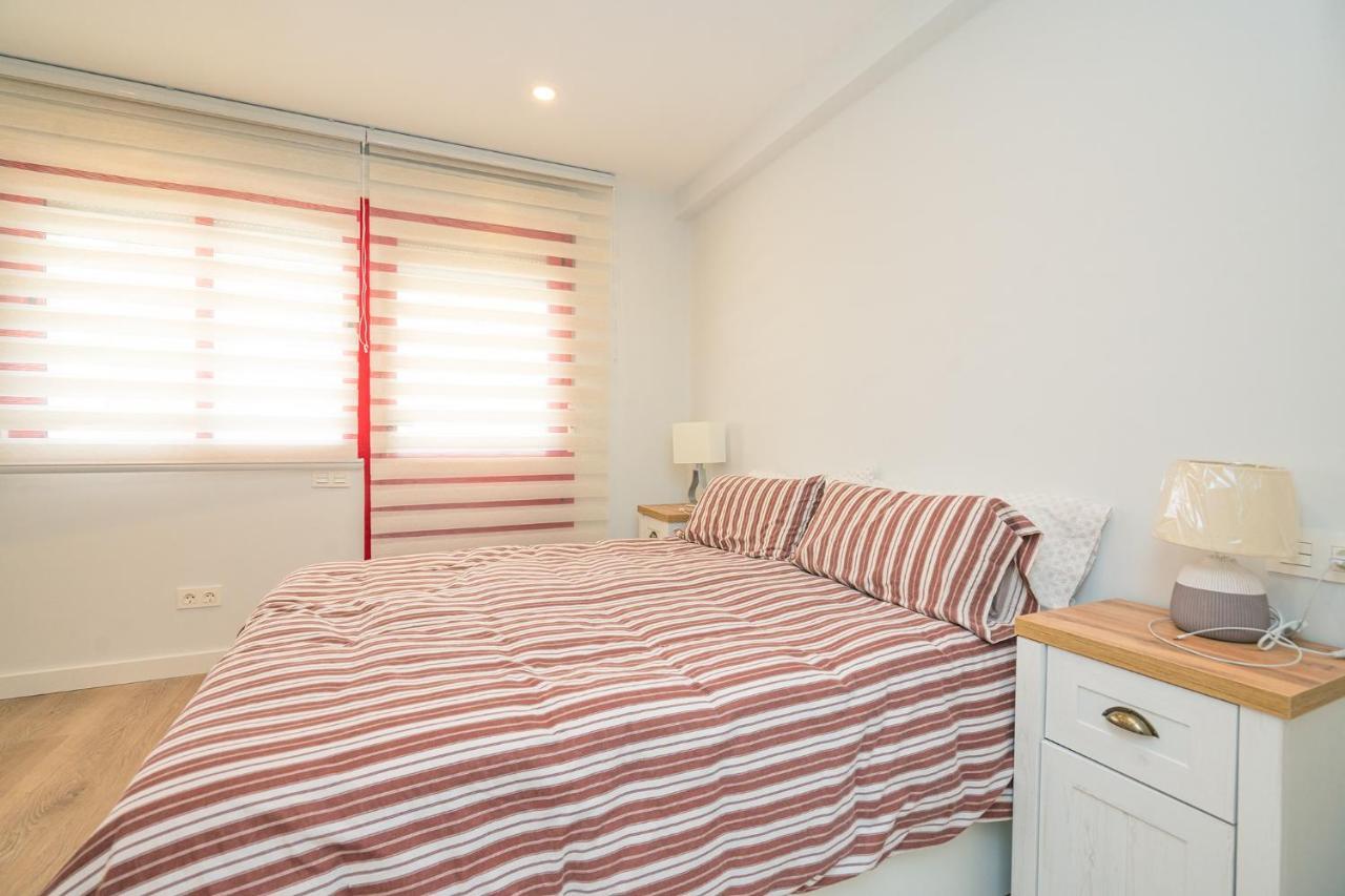 Urbanizacion Con Piscina Arnelas Sanxenxo Eksteriør billede